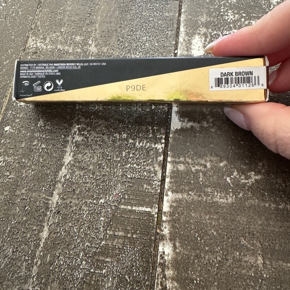 ANASTASIA BEVERLY HILLS Dark Brown Dipbrow Gel NEW 4.4g - Picture 3 of 5